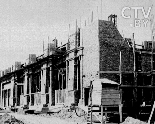 1934 год - будоўля будынка.