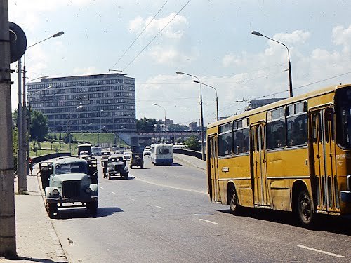 У пачатку вуліцы М.Горкага (М.Багдановіча)